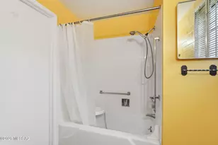 386 S La Canada Dr, Green Valley, AZ 85614 - Photo 11