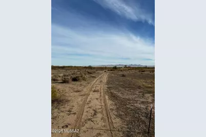 14313 Magee Road #1, Tucson, AZ 85743 - Photo 1