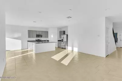 11172 S Weismann Dr, Vail, AZ 85641 - Photo 9