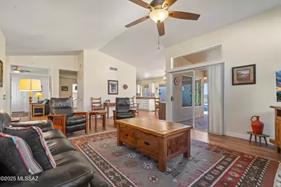 38100 S Rolling Hills Drive, Saddlebrooke, AZ 85739 - Photo 11