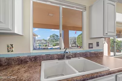 38100 S Rolling Hills Drive, Saddlebrooke, AZ 85739 - Photo 17