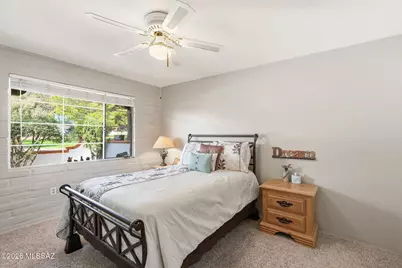 361 S Paseo Pena #B, Green Valley, AZ 85614 - Photo 15