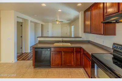5283 E Desert Straw Lane, Tucson, AZ 85756 - Photo 9
