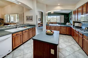 5213 Spring View Dr, Tucson, AZ 85749 - Photo 15