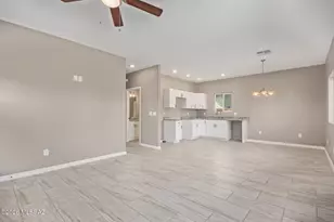 1304 S 5th Ave, Tucson, AZ 85713 - Photo 11