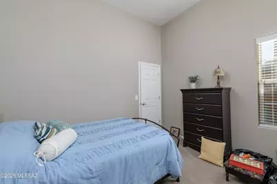 9800 N Saguaro Breeze Way, Marana, AZ 85653 - Photo 13