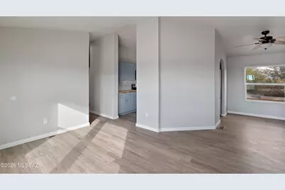 14980 W Avra Valley Road, Marana, AZ 85653 - Photo 9