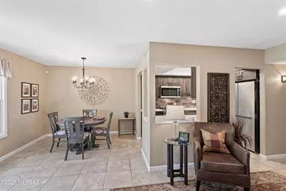 6651 N Campbell Avenue #230, Tucson, AZ 85718 - Photo 9