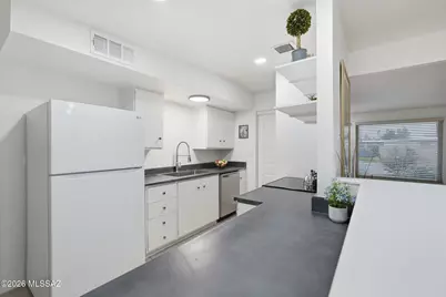 8365 E Louise Drive, Tucson, AZ 85730 - Photo 15