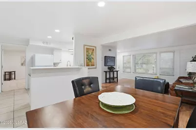 8365 E Louise Drive, Tucson, AZ 85730 - Photo 13