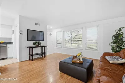 8365 E Louise Drive, Tucson, AZ 85730 - Photo 11