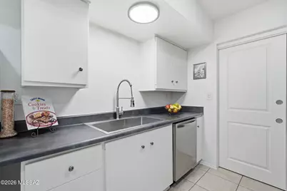 8365 E Louise Drive, Tucson, AZ 85730 - Photo 15