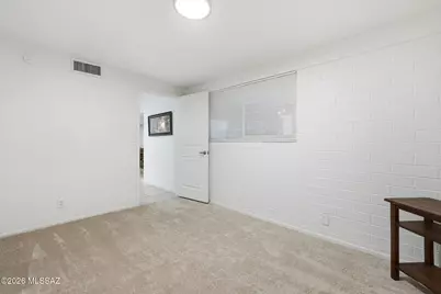 8365 E Louise Drive, Tucson, AZ 85730 - Photo 21