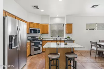 3774 N Lost Chestnut Drive, Tucson, AZ 85719 - Photo 17