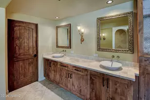 10451 E Plumeria Rd, Tucson, AZ 85749 - Photo 23