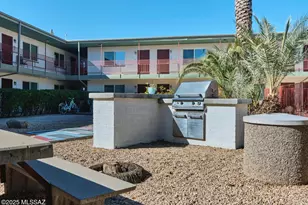 835 N 6th Ave, Tucson, AZ 85705 - Photo 9