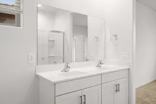 9810 N Solstice Ave, Tucson, AZ 85743 - Photo 3