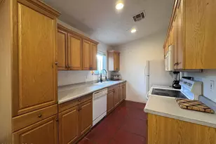 1821 N Westridge Ave, Tucson, AZ 85745 - Photo 9