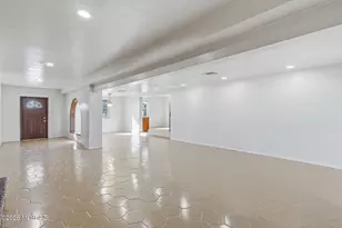 1657 W Circle B Dr, Tucson, AZ 85713 - Photo 11