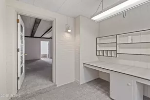 1047 E Hedrick Dr, Tucson, AZ 85719 - Photo 9