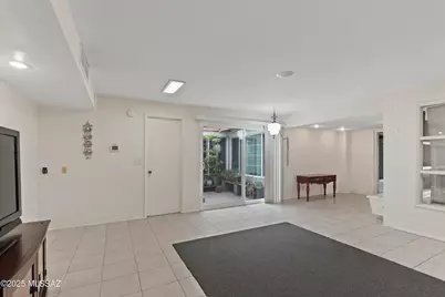 1047 E Hedrick Drive, Tucson, AZ 85719 - Photo 15