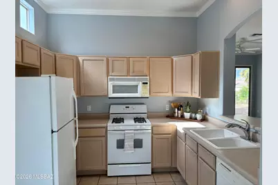 5115 N Pinnacle Point Drive, Tucson, AZ 85749 - Photo 9