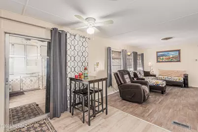 5000 E Grant Road #46, Tucson, AZ 85712 - Photo 5