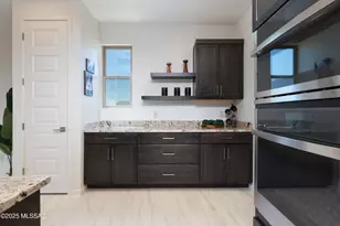 2025 W Spotted Toad Ct, Tucson, AZ 85704 - Photo 9