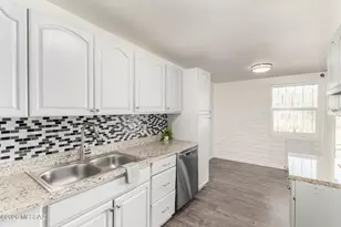 6501 E Brooks Dr, Tucson, AZ 85730 - Photo 9