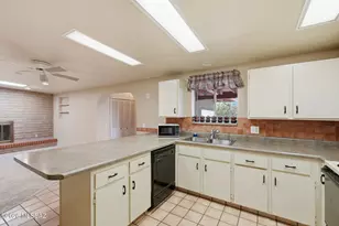 8682 N Morning View Dr, Tucson, AZ 85704 - Photo 25