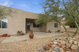 2642 S Falcon View Dr, Tucson, AZ 85713 - Photo 33