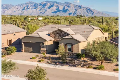 10720 N Iron Peak Drive, Tucson, AZ 85742 - Photo 1