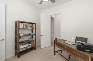 10720 N Iron Peak Dr, Tucson, AZ 85742 - Photo 31