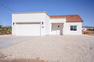 1825 Via Nueva Zelandia, Rio Rico, AZ 85648 - Photo 1