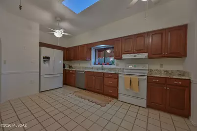 8563 N Candlewood Loop, Tucson, AZ 85704 - Photo 13