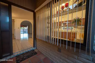 8563 N Candlewood Loop, Tucson, AZ 85704 - Photo 9