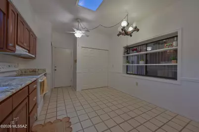 8563 N Candlewood Loop, Tucson, AZ 85704 - Photo 15