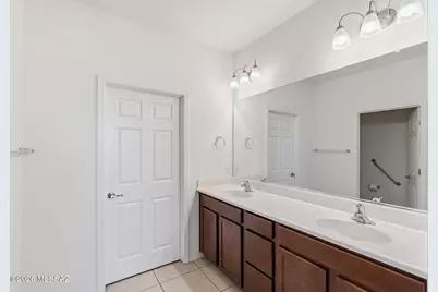 10233 E Encinas Trail, Tucson, AZ 85747 - Photo 19