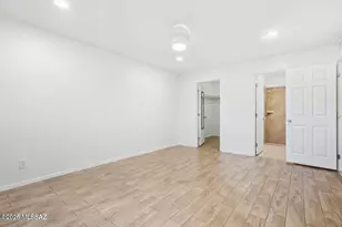 660 E River Rd, Tucson, AZ 85704 - Photo 27