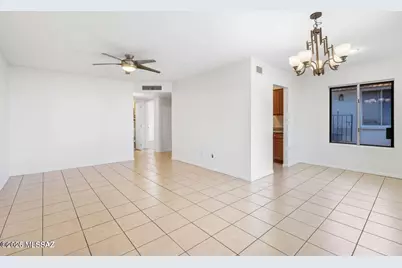 660 E River Road #APT W, Tucson, AZ 85704 - Photo 9