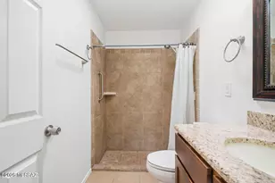 660 E River Rd, Tucson, AZ 85704 - Photo 17