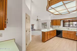 11 E Strada Patania, Tucson, AZ 85737 - Photo 7