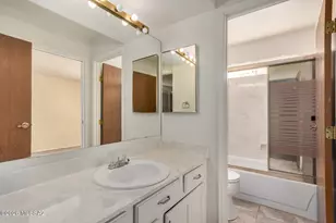 10242 E Potomac Pl, Tucson, AZ 85748 - Photo 19