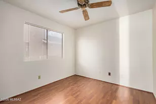 10242 E Potomac Pl, Tucson, AZ 85748 - Photo 17