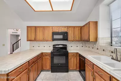 10242 E Potomac Place, Tucson, AZ 85748 - Photo 9