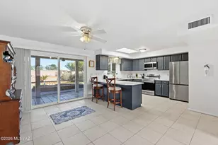 33 E Santa Belia, Green Valley, AZ 85614 - Photo 9