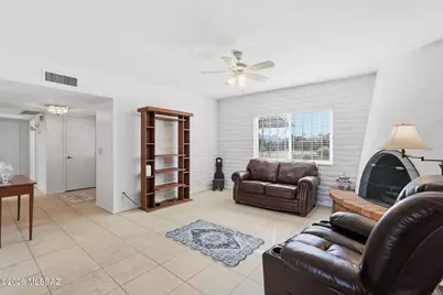 33 E Santa Belia, Green Valley, AZ 85614 - Photo 7