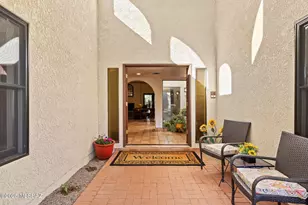 9817 N Calle Loma Linda, Oro Valley, AZ 85737 - Photo 9