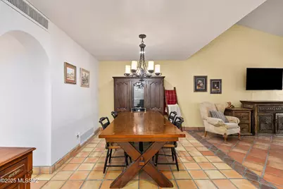 9817 N Calle Loma Linda, Oro Valley, AZ 85737 - Photo 15