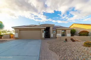2419 E Sky Creek Dr, Green Valley, AZ 85614 - Photo 1